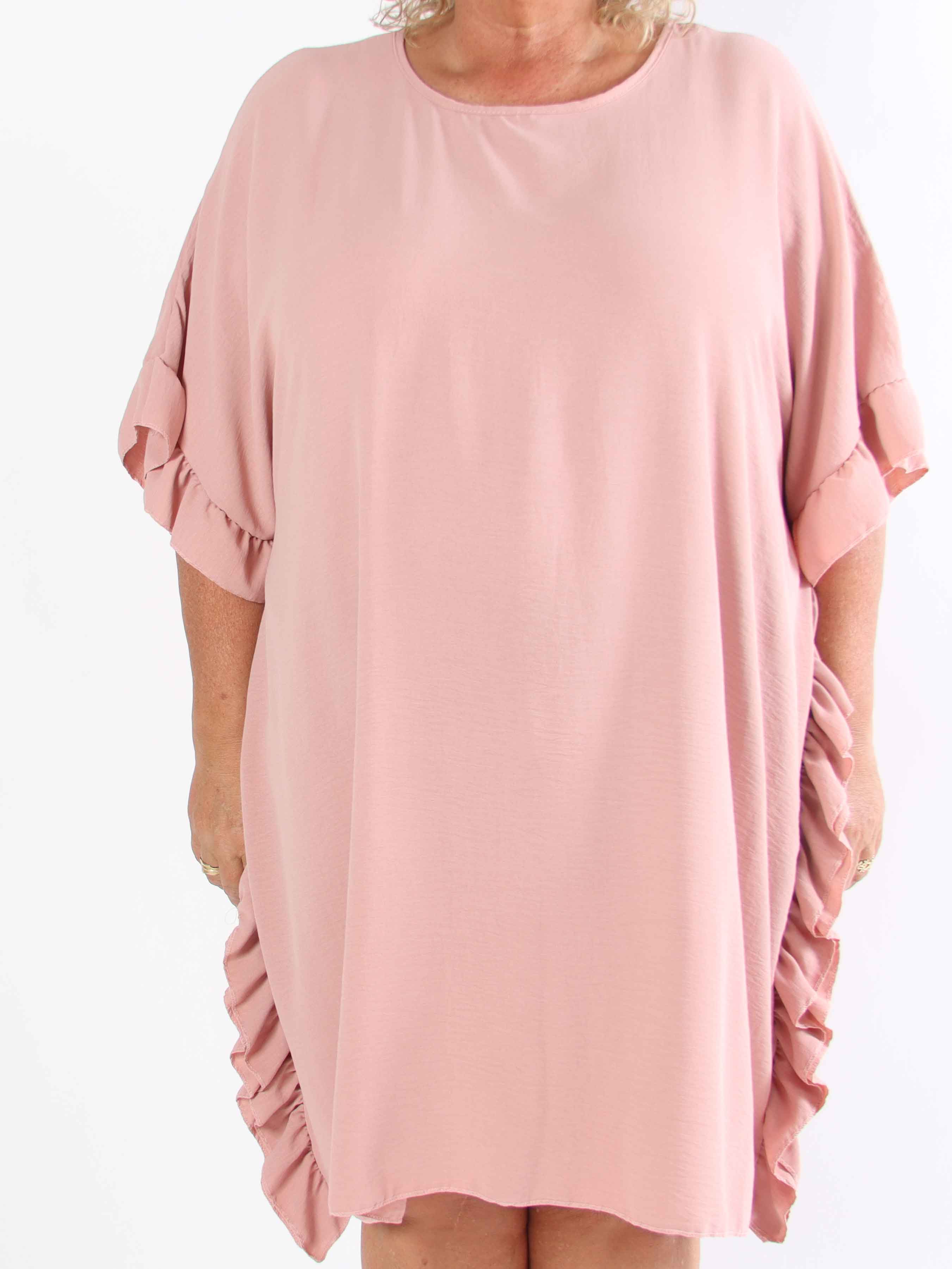 Cille - Plus size-tunika med volanger i sidorna